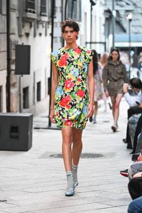 Milan, Italy: Milan, Milan Women s Fashion Week Spring Summer 2026 - Women s Fashion, Spring Summer 2026. - MSGM fashion show - catwalk - photo: model Milan Italy  - ZUMAp169 20250927_zea_p169_841 Copyright: xSimonaxChiocciax