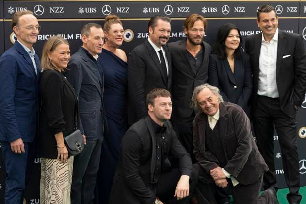 Peter Jordan, Nova Meierhenrich, William Sherak, Amber Freeman, Wolfgang Cerny, James Vanderbilt, Dariusz Wolski, Andreas Pietschmann, Jasmin Tabatabai and Benjamin Tappan at the premiere of the feature film Nuremberg Nürnberg at the 21 Zurich Film Festival 2025 at the Festival Center Zurich, 27 09 2025 Foto:xA.xRaemyx xFuturexImagex nuremberg_5946