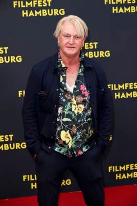 abb Detlev Buck actor director as guest on the red carpet at the Kino Film Premiere Amrum at Filmfest Hamburg at Cinemaxx Kino am Dammtor on September 27, 2025 in Hamburg Hamburg Germany