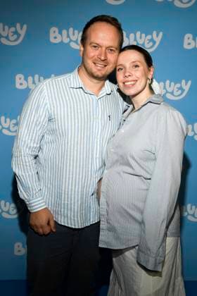 abb Adrian Graul and Maria Graziala pregnant Blond Gilmore Diaries guest on the blue carpet at the movie premiere Bluey at the cinema Kuechenspass Kollektion at CinemaxX Berlin Potsdamer Platz on September 27, 2025 in Berlin Berlin Germany