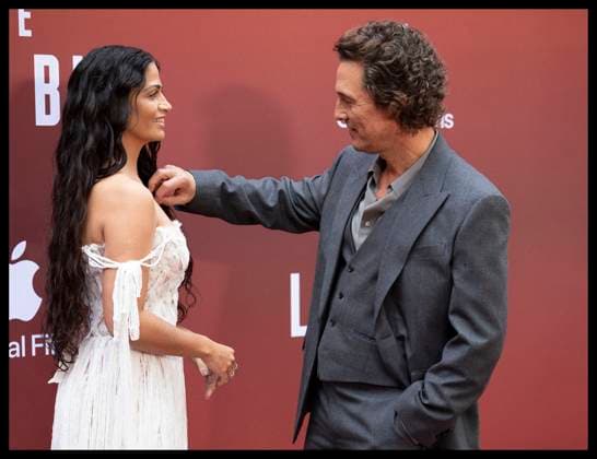 Entertainment Bilder des Tages . 28 09 2025. London, United Kingdom. Matthew McConaughey and wife Camila Alves arriving at The Lost Bus special screening in London.  xStephenxLockx xi-Imagesx IIM-26259-0028