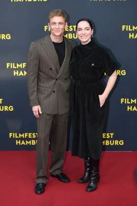 Matthias Schweighöfer, and Verena Altenberger at the premiere of the movie Das Leben der Wünsche at the 33 Filmfest Hamburg 2025 at Cinemaxx Dammtor Hamburg, 28 09 2025 Foto:xC.xNiehausx xFuturexImagex wuensche_5903
