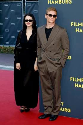 Ruby O Fee and Matthias Schweighöfer at the premiere of the movie Das Leben der Wünsche at the 33 Filmfest Hamburg 2025 at Cinemaxx Dammtor Hamburg, 28 09 2025 Foto:xC.xTamckex xFuturexImagex wuensche_5973