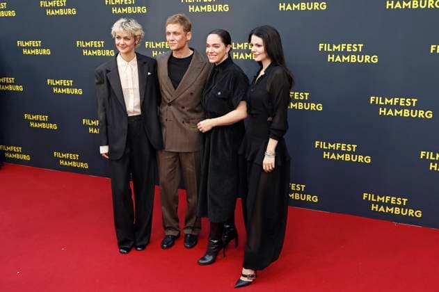 Luise Heyer, Matthias Schweighöfer, Verena Altenberger and Ruby O Fee at the premiere of the feature film Das Leben der Wünsche at the 33 Filmfest Hamburg 2025 at Cinemaxx Dammtor Hamburg, 28 09 2025 Foto:xC.xTamckex xFuturexImagex wuensche_5984