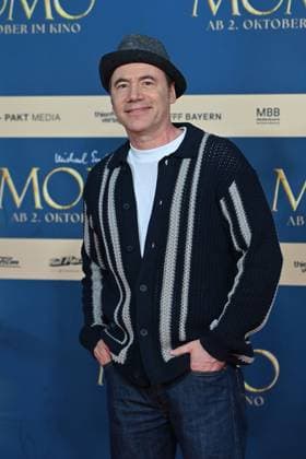 Michael Bulli HERBIG , single picture,cropped single motif,half figure,half figure movie premiere MOMO on 128 09 2025 at the Mathaeser cinema in Munich