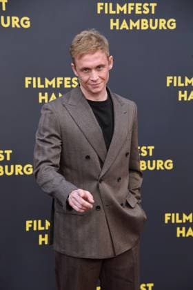 Matthias Schweighöfer at the premiere of Das Leben der Wünsche as part of the Hamburg Film Festival in Hamburgon 28 09 2025