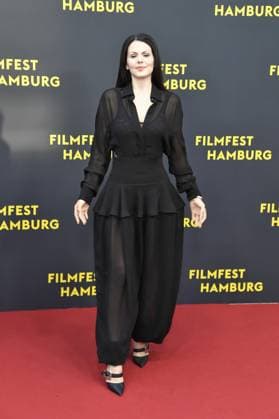 Ruby O Fee at the premiere Das Leben der Wünsche as part of the Filmfest Hamburg in Hamburgon 28 09 2025
