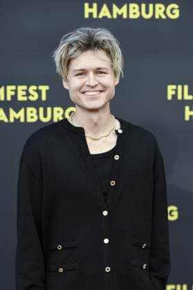 Tom Böttcher at the premiere Das Leben der Wünsche at the Filmfest Hamburg in Hamburgon 28 09 2025
