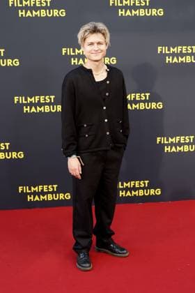 Tom Boettcher at the Das Leben der Wuensche film premiere on 28 09 2025 as part of the 33 Filmfest in Hamburg Matthias Schweighoefer Ruby O Fee Das Leben der Wuensche celebrates its premiere at the Filmfest in Hamburg