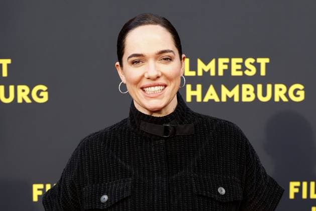 Verena Altenberger at the Das Leben der Wuensche film premiere on 28 09 2025 as part of the 33 Filmfest in Hamburg Matthias Schweighoefer Ruby O Fee Das Leben der Wuensche celebrates its premiere at the Filmfest in Hamburg