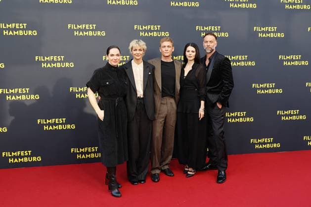 Verena Altenberger, Luise Heyer, Matthias Schweighoefer, Ruby O Fee and director Erik Schmitt at the Das Leben der Wuensche film premiere on 28 09 2025 as part of the 33 Filmfest in Hamburg Matthias Schweighoefer Ruby O Fee Das Leben der Wuensche celebrates its premiere at the Filmfest in Hamburg