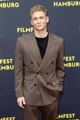 Matthias Schweighoefer at the Das Leben der Wuensche film premiere on 28 09 2025 as part of the 33 Filmfest in Hamburg Matthias Schweighoefer Ruby O Fee Das Leben der Wuensche celebrates its premiere at the Filmfest in Hamburg