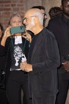 MFW Giorgio Armani arrivals MP Ludovico Einaudi arrives to Pinacoteca of Brera to attending the Giorgio Armani fashion show is held during Milan s Fashion Week Womenswear Spring Summer 2026, on September 28, 2025 in Milan (Italy). Photo by Marco Piovanotto Abacapress.com Milan Italy  Copyright: xPiovanottoxMarco ABACAx