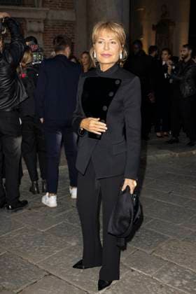 MFW Giorgio Armani arrivals MP Lilly Gruber arrives to Pinacoteca of Brera to attending the Giorgio Armani fashion show is held during Milan s Fashion Week Womenswear Spring Summer 2026, on September 28, 2025 in Milan (Italy). Photo by Marco Piovanotto Abacapress.com  Copyright: xPiovanottoxMarco ABACAx