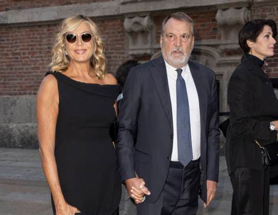 MFW Giorgio Armani arrivals MP Mirta Merlino, Marco Tardelli arrive to Pinacoteca of Brera to attending the Giorgio Armani fashion show is held during Milan s Fashion Week Womenswear Spring Summer 2026, on September 28, 2025 in Milan (Italy). Photo by Marco Piovanotto Abacapress.com  Copyright: xPiovanottoxMarco ABACAx