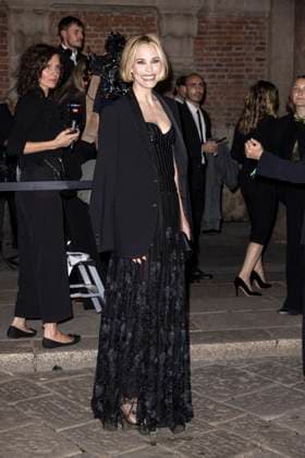 MFW Giorgio Armani arrivals MP Leslie Bibb arrives to Pinacoteca of Brera to attending the Giorgio Armani fashion show is held during Milan s Fashion Week Womenswear Spring Summer 2026, on September 28, 2025 in Milan (Italy). Photo by Marco Piovanotto Abacapress.com  Copyright: xPiovanottoxMarco ABACAx