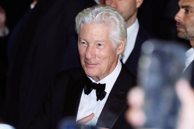 Milan, Italy: Milan, Milan Women s Fashion Week Spring Summer 2026 - Women s Fashion, Spring Summer 2026 - Giorgio Armani Fashion Show - Guest Arrivals. Pictured: Richard Gere Milan Italy  - ZUMAp169 20250928_zea_p169_887 Copyright: xAlessandroxBremecx
