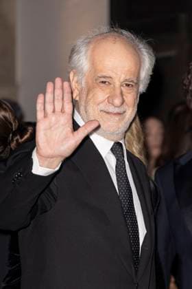 MFW Giorgio Armani arrivals MP Toni Servillo arrives to Pinacoteca of Brera to attending the Giorgio Armani fashion show is held during Milan s Fashion Week Womenswear Spring Summer 2026, on September 28, 2025 in Milan (Italy). Photo by Marco Piovanotto Abacapress.com  Copyright: xPiovanottoxMarco ABACAx