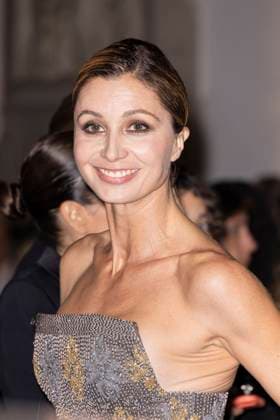 MFW Giorgio Armani arrivals MP Anna Ferzetti arrives to Pinacoteca of Brera to attending the Giorgio Armani fashion show is held during Milan s Fashion Week Womenswear Spring Summer 2026, on September 28, 2025 in Milan (Italy). Photo by Marco Piovanotto Abacapress.com  Copyright: xPiovanottoxMarco ABACAx