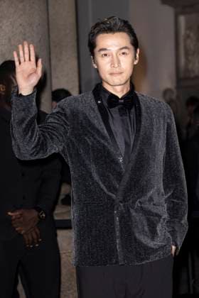 MFW Giorgio Armani arrivals MP A guest arrives to Pinacoteca of Brera to attending the Giorgio Armani fashion show is held during Milan s Fashion Week Womenswear Spring Summer 2026, on September 28, 2025 in Milan (Italy). Photo by Marco Piovanotto Abacapress.com  Copyright: xPiovanottoxMarco ABACAx