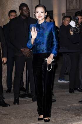 MFW Giorgio Armani arrivals MP A guest arrives to Pinacoteca of Brera to attending the Giorgio Armani fashion show is held during Milan s Fashion Week Womenswear Spring Summer 2026, on September 28, 2025 in Milan (Italy). Photo by Marco Piovanotto Abacapress.com  Copyright: xPiovanottoxMarco ABACAx