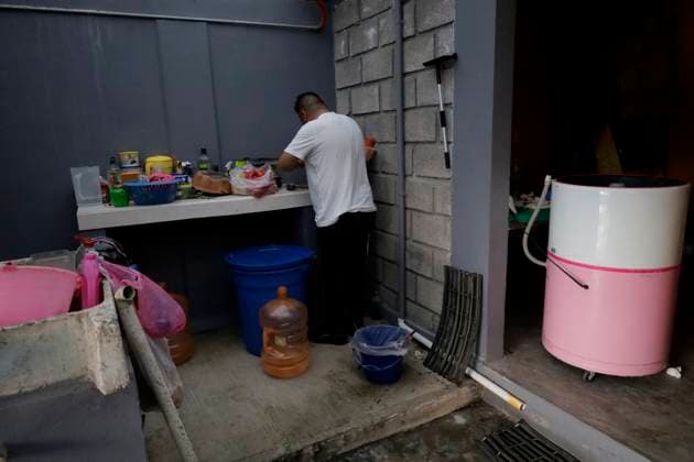 Rains Cause Severe Damage In The Tlahuac Municipality, Mexico City Families in the southernmost part of the Tlahuac borough of Mexico City, Mexico, on September 28, 2025, are affected by heavy rains in the capital, causing severe damage to the area. Mexico City Mexico City Mexico  Copyright: xGerardoxVieyrax originalFilename: vieyra-notitle250928_npbsV.jpg