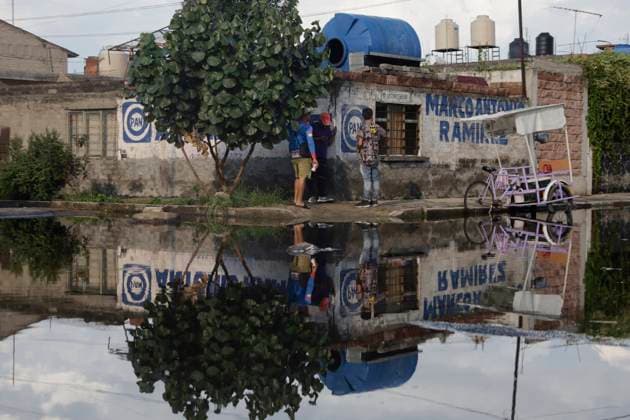 Rains Cause Severe Damage In The Tlahuac Municipality, Mexico City Homes in the southernmost part of the Tlahuac borough of Mexico City, Mexico, on September 28, 2025, are damaged after heavy rains hit the capital, causing severe damage to the area. Mexico City Mexico City Mexico  Copyright: xGerardoxVieyrax originalFilename: vieyra-notitle250928_npRqr.jpg