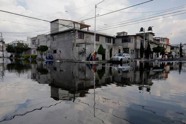 Rains Cause Severe Damage In The Tlahuac Municipality, Mexico City Homes in the southernmost part of the Tlahuac borough of Mexico City, Mexico, on September 28, 2025, are damaged after heavy rains hit the capital, causing severe damage to the area. Mexico City Mexico City Mexico  Copyright: xGerardoxVieyrax originalFilename: vieyra-notitle250928_npyi0.jpg