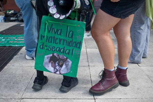 Global Day of Action for Abortion Demonstration Women taking part during a demonstration in the main streets of the Queretaro for the Global Day of Action for Legal, Safe, and Accessible Abortion. on September 28, 2025 in Quertetaro, Mexico. (Photo by Jose Carrera Eyepix Group) Copyright: xJosexCarrera xEyepixxGroupx JFC_28092025_170932
