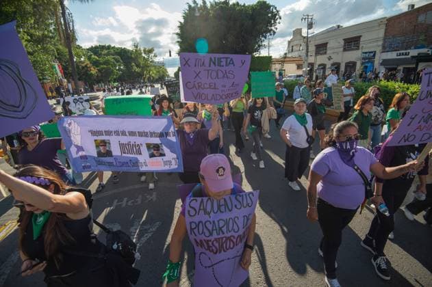 Global Day of Action for Abortion Demonstration Women taking part during a demonstration in the main streets of the Queretaro for the Global Day of Action for Legal, Safe, and Accessible Abortion. on September 28, 2025 in Quertetaro, Mexico. (Photo by Jose Carrera Eyepix Group) Copyright: xJosexCarrera xEyepixxGroupx JFC_28092025_170942