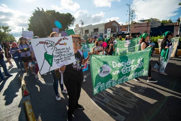 Women taking part during a demonstration in the main streets of the Queretaro for the Global Day of Action for Legal, Safe, and Accessible Abortion. on September 28, 2025 in Quertetaro, Mexico. Queretaro Mexico - ZUMAe321 20250928_zia_e321_011 Copyright: xJosexCarrerax
