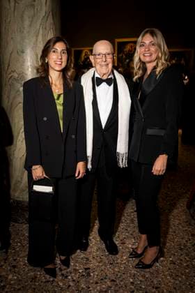 Milan Fashion Week - Women S S 2026 Giorgio Armani Fashion Show Front Row Pinacoteca di Brera - Milan, Italy Alessia Cappello;Mario Boselli;Chiara Bazoli Milan Fashion Week - Women S S 2026 Giorgio Armani Fashion Show Front Row Pinacoteca di Brera - Milan, Italy 28th September 2025  Copyright: xALFONSOxCATALANO SGPITALIAx