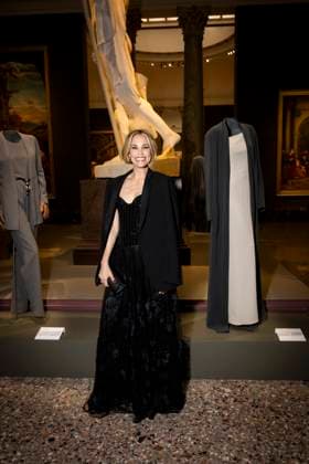 Milan Fashion Week - Women S S 2026 Giorgio Armani Fashion Show Front Row Pinacoteca di Brera - Milan, Italy Leslie Bibb Milan Fashion Week - Women S S 2026 Giorgio Armani Fashion Show Front Row Pinacoteca di Brera - Milan, Italy 28th September 2025  Copyright: xALFONSOxCATALANO SGPITALIAx