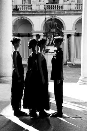 Milan Fashion Week - Women S S 2026 Giorgio Armani Fashion Show Backstage Pinacoteca di Brera - Milan, Italy Milan Fashion Week - Women S S 2026 Giorgio Armani Fashion Show Backstage Pinacoteca di Brera - Milan, Italy 28th September 2025  Copyright: xSTEFANOxGUINDANI SGPx