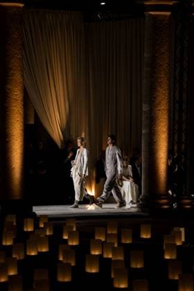 Milan Fashion Week - Women S S 2026 Giorgio Armani Fashion Show Vibes Pinacoteca di Brera - Milan, Italy Milan Fashion Week - Women S S 2026 Giorgio Armani Fashion Show Vibes Pinacoteca di Brera - Milan, Italy 28th September 2025  Copyright: xALFONSOxCATALANO SGPITALIAx