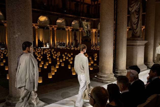 Milan Fashion Week - Women S S 2026 Giorgio Armani Fashion Show Vibes Pinacoteca di Brera - Milan, Italy Milan Fashion Week - Women S S 2026 Giorgio Armani Fashion Show Vibes Pinacoteca di Brera - Milan, Italy 28th September 2025  Copyright: xALFONSOxCATALANO SGPITALIAx