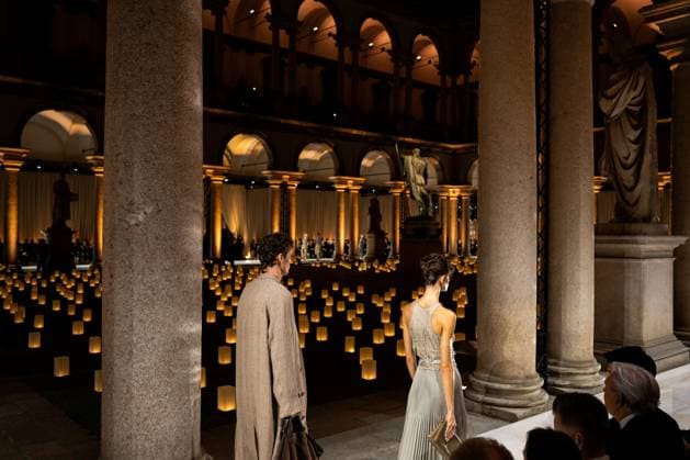 Milan Fashion Week - Women S S 2026 Giorgio Armani Fashion Show Vibes Pinacoteca di Brera - Milan, Italy Milan Fashion Week - Women S S 2026 Giorgio Armani Fashion Show Vibes Pinacoteca di Brera - Milan, Italy 28th September 2025  Copyright: xALFONSOxCATALANO SGPITALIAx