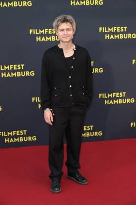 Filmfest Hamburg Premiere Das Leben der Wünsche Tom Böttcher, Premiere of the film Das Leben der Wünsche at the Filmfest Hamburg in front of the Cinemaxx Dammtor, Hamburg, 28 09 2025 Copyright: xEventpressxBecherx