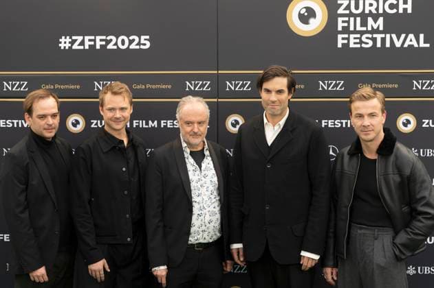 Martin Vischer, Sven Schelker, Stefan Haupt, Maximilian Simonischek and Albrecht Schuch at the premiere of the feature film Stiller at the 21 Zurich Film Festival 2025 in the Kongresssaal Zurich, 28 09 2025 Foto:xA.xRaemyx xFuturexImagex stiller_5906