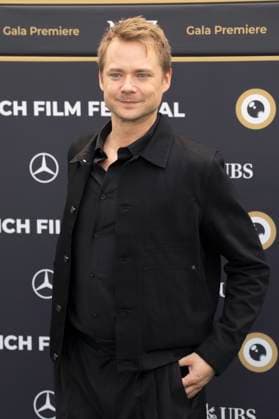 Sven Schelker at the premiere of the feature film Stiller at the 21 Zurich Film Festival 2025 in the Kongresssaal Zurich, 28 09 2025 Foto:xA.xRaemyx xFuturexImagex stiller_5909