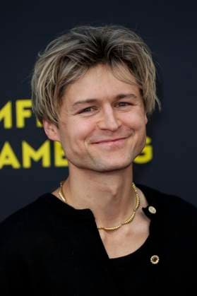 abb Tom Böttcher Boettcher as guest on the red carpet at the movie premiere Das Leben der Wünsche Wuensche at the Filmfest Hamburg at Cinemaxx Kino am Dammtor on September 28, 2025 in Hamburg Hamburg Germany