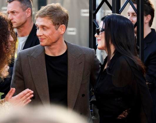 abb Matthias Schweighöfer Schweighoefer actor as guest on the red carpet at the movie premiere Das Leben der Wünsche Wuensche at the Filmfest Hamburg at Cinemaxx Kino am Dammtor on September 28, 2025 in Hamburg Hamburg Germany