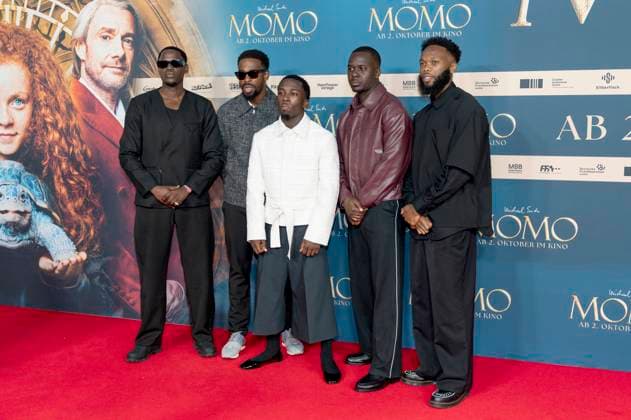 Araloyin Oshunremi and guests at the premiere of the movie Momo at Mathäser Filmpalast Munich, 28 09 2025 Foto:xN.xKolinzx xFuturexImagex momo_5851