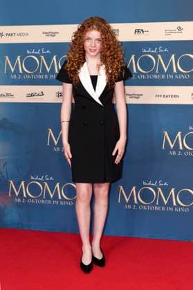 Alexa Goodall at the premiere of the movie Momo at Mathäser Filmpalast Munich, 28 09 2025 Foto:xN.xKolinzx xFuturexImagex momo_5835