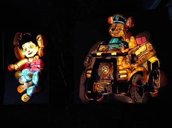 (250929) -- MILTON, Sept. 29, 2025 -- Pumpkin carvings are pictured during the 2025 Pumpkins After Dark event in Milton, Ontario, Canada, on Sept. 28, 2025. Featuring over 10,000 hand-carved Jack-O-Lanterns, the annual outdoor Halloween event is held here from Sept. 27 to Nov. 1 this year. (Photo by Xinhua) CANADA-MILTON-PUMPKINS AFTER DARK ZouxZheng 