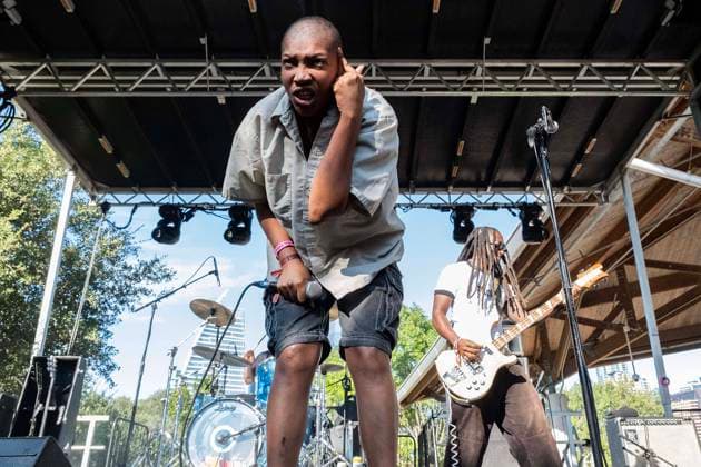 September 28, 2025: Kaila KT Thompson of UpChuck performing at the Levitation Music Festival, Palmer Events Center. Austin, Texas. CSM Austin United States of America - ZUMAc04_ 20250928_faf_c04_058 Copyright: xMarioxCantux Austin United States of America - ZUMA1067 20250928_faf_c04_058 Copyright: xIMAGO MarioxCantux
