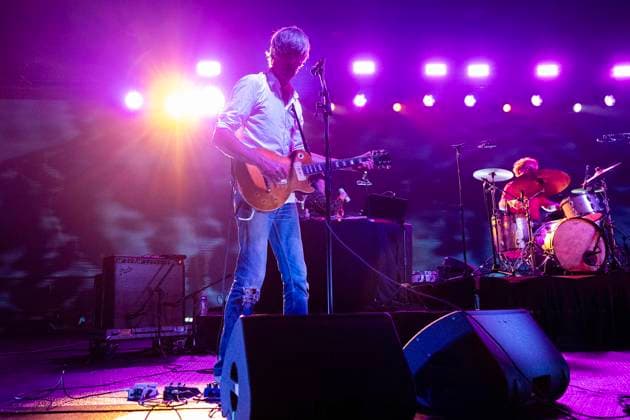September 28, 2025: Stephen Malkmus of Pavement performing at the Levitation Music Festival, Palmer Events Center. Austin, Texas. CSM Austin United States of America - ZUMAc04_ 20250928_faf_c04_128 Copyright: xMarioxCantux