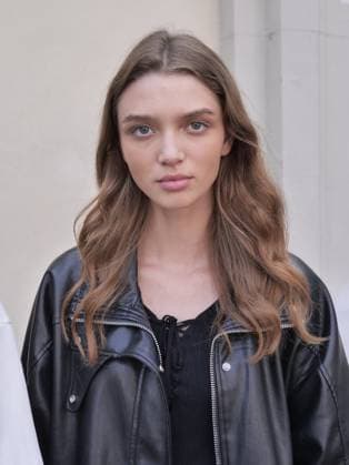 Some models who walked the catwalks at Milan Fashion Week give themselves to photographers backstage.  Copyright: xLucaxPontix xipa-agency.netx xLucaPonti IpaAgencyx IPA_Agency_IPA65916826
