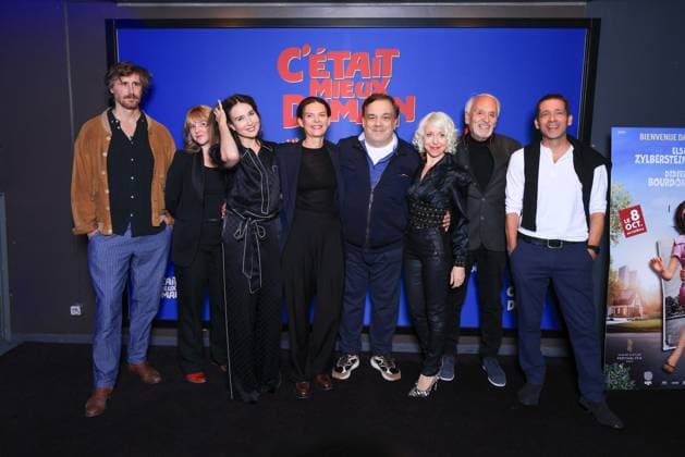 C Etait Mieux Demain Premiere - Paris Romain Cottard, Mathilde Le Borgne, Elsa Zylberstein, Director Vinciane Millereau, Didier Bourdon, Celine Fuhrer and Didier Flamand attend the photocall of the film premiere of C’Etait Mieux Demain held at the UGC Cine Cite Bercy in Paris, France on September 29, 2025. Photo by David Boyer ABACAPRESS.COM Paris France  Copyright: xBoyerxDavid ABACAx