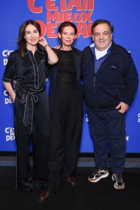 C Etait Mieux Demain Premiere - Paris Elsa Zylberstein, Director Vinciane Millereau and Didier Bourdon attend the photocall of the film premiere of C’Etait Mieux Demain held at the UGC Cine Cite Bercy in Paris, France on September 29, 2025. Photo by David Boyer ABACAPRESS.COM Paris France  Copyright: xBoyerxDavid ABACAx